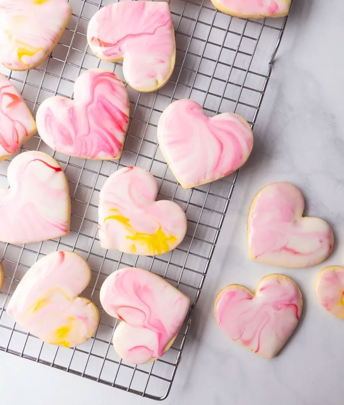 easy fun things to bake: heart-shaped, tie-dye sugar cookies