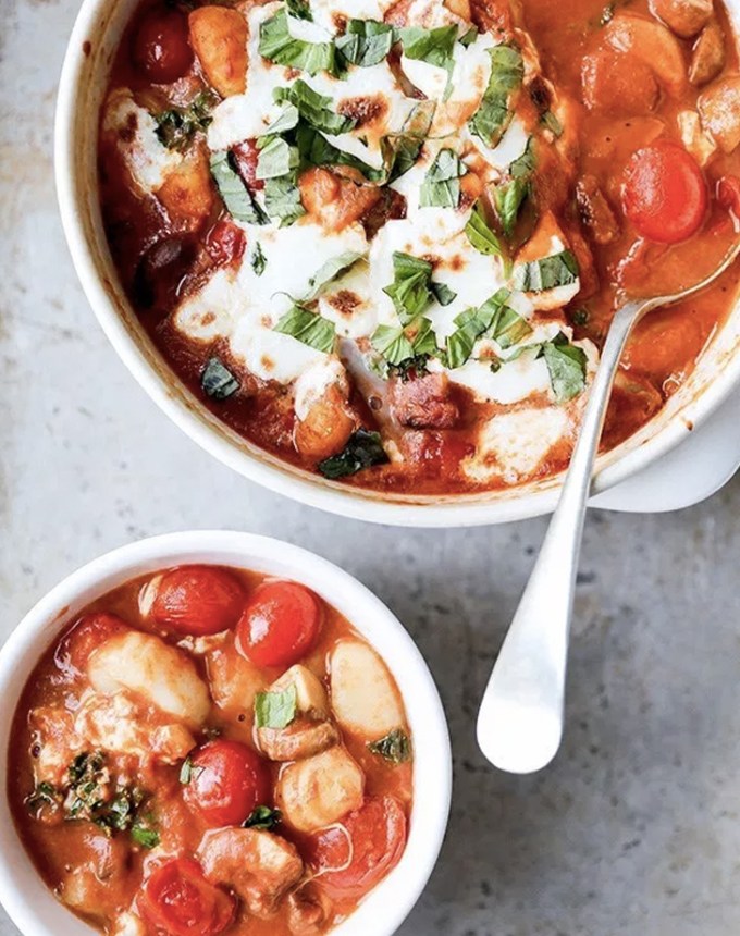 easy gnocchi recipes: baked gnocchi with tomatoes, mushrooms and kale