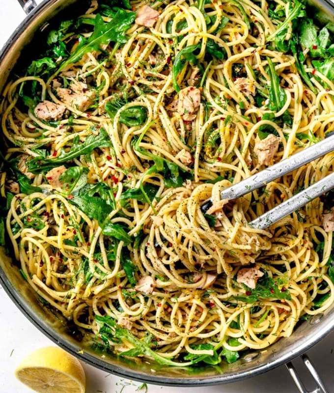 fun-dinner-ideas-24.-Mediterranean-Tuna-Pasta.jpg