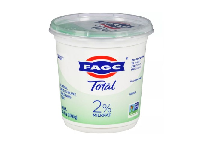 healthy protein snacks: greek yogurt