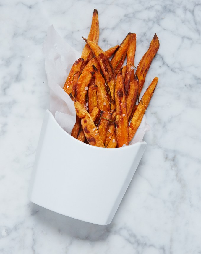 easy snacks to make at home: sweet potato fries