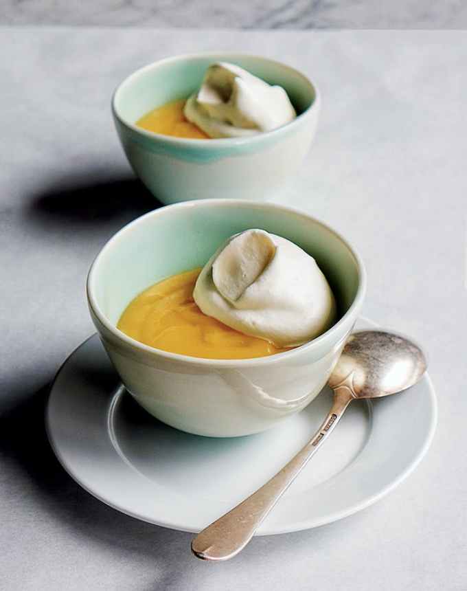 high-protein desserts: lemon curd with whipped cream