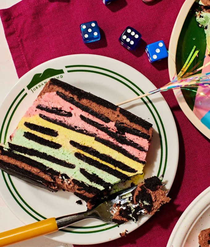 high-protein desserts: rainbow cookie icebox cake