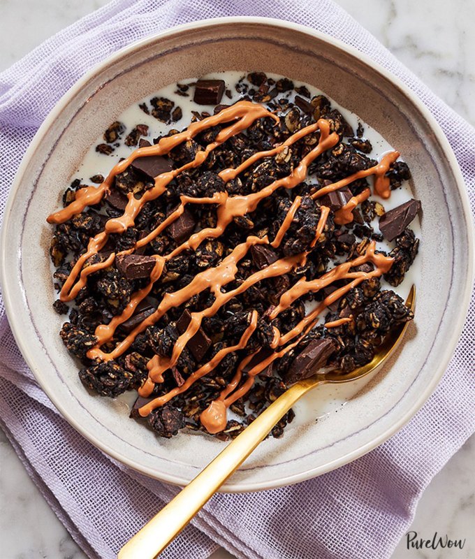 healthy protein snacks: homemade granola