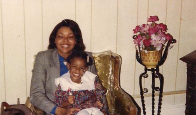 how-black-mothers-pass-down-beauty.