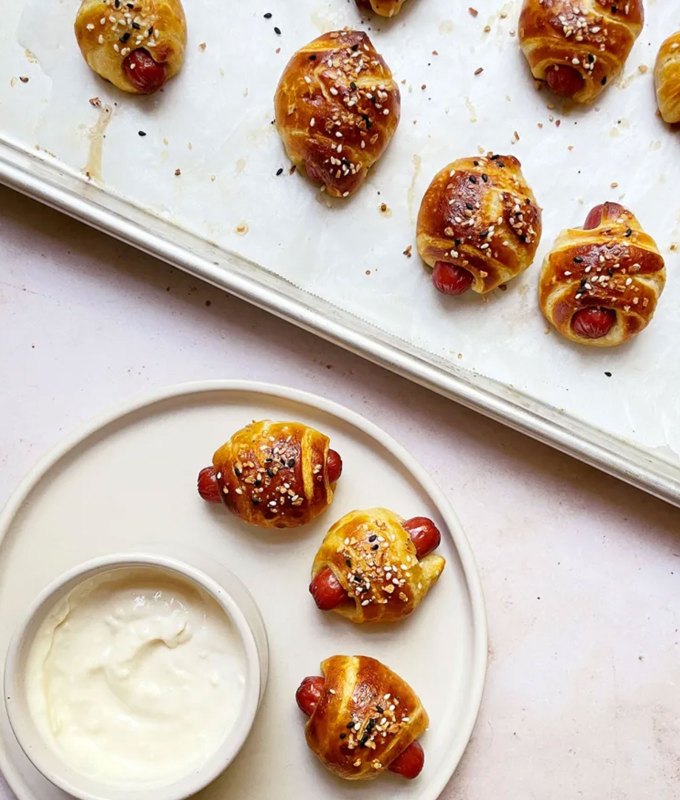 valentine's day snacks: everything bagel pigs in a blanket recipe